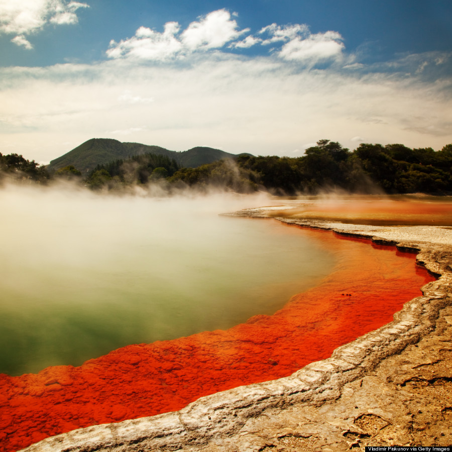 Champagne pool